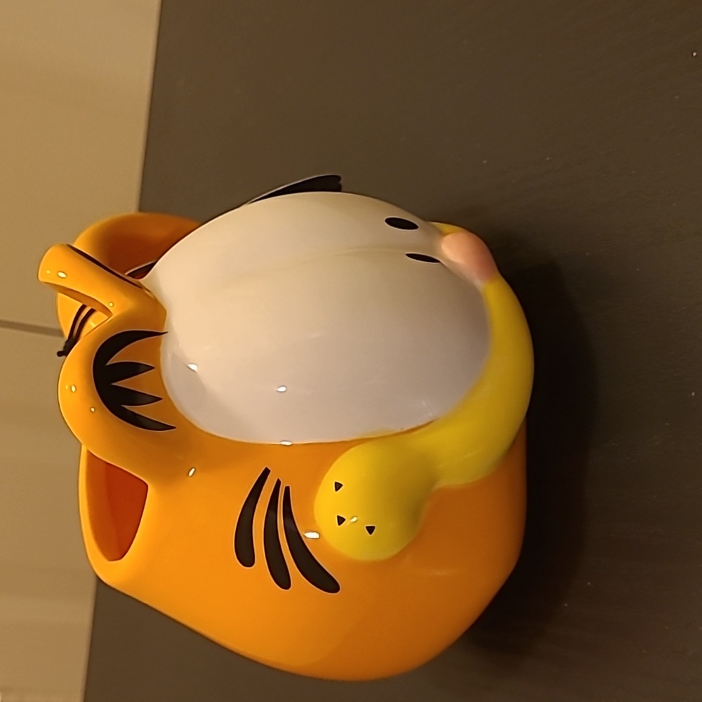 Garfield 19oz Mug with Matching Bag Clips - Picture 7 of 8